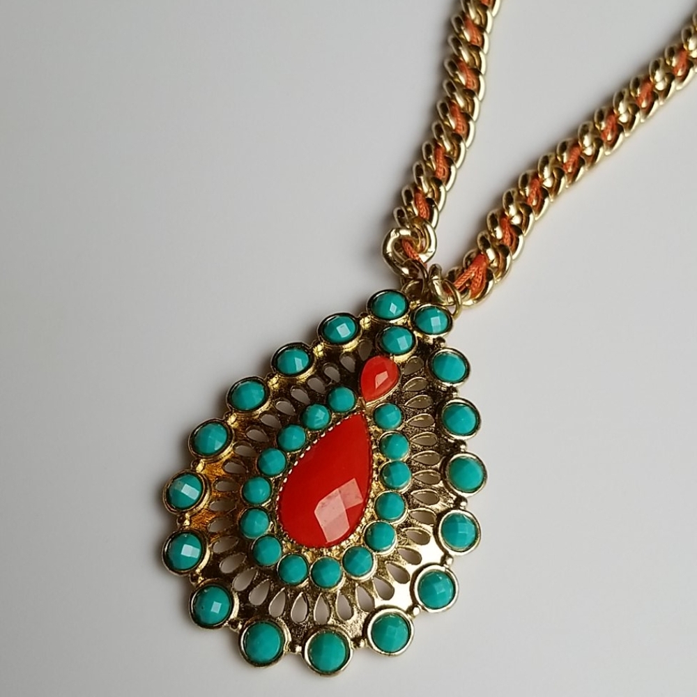 Necklace - Picture 2 of 3